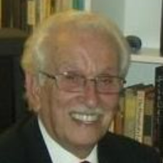 A photo of Rubén A. Benítez